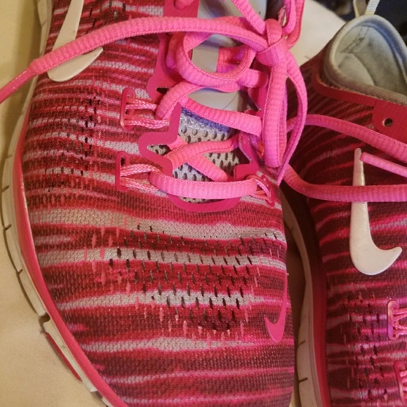 nikes size 8 - Picture 2 of 3